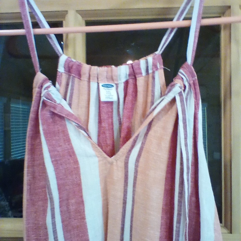 Tank Top - Picture 3 of 4